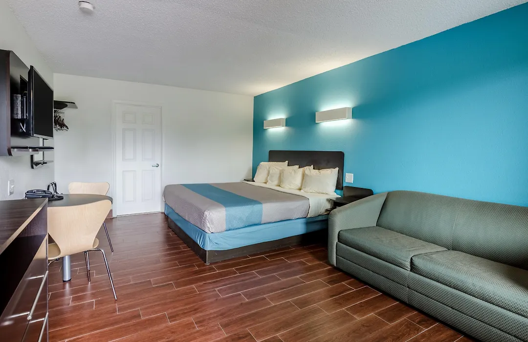 Motel 6-Lexington, Va-1