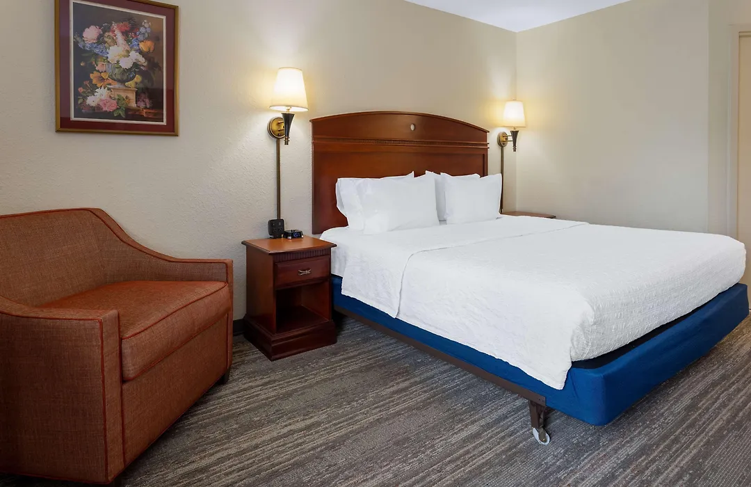 Hampton Inn By Hilton Chester South-1