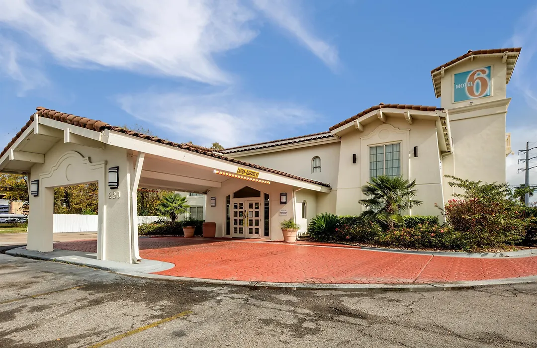 Motel 6-Beaumont, Tx-1