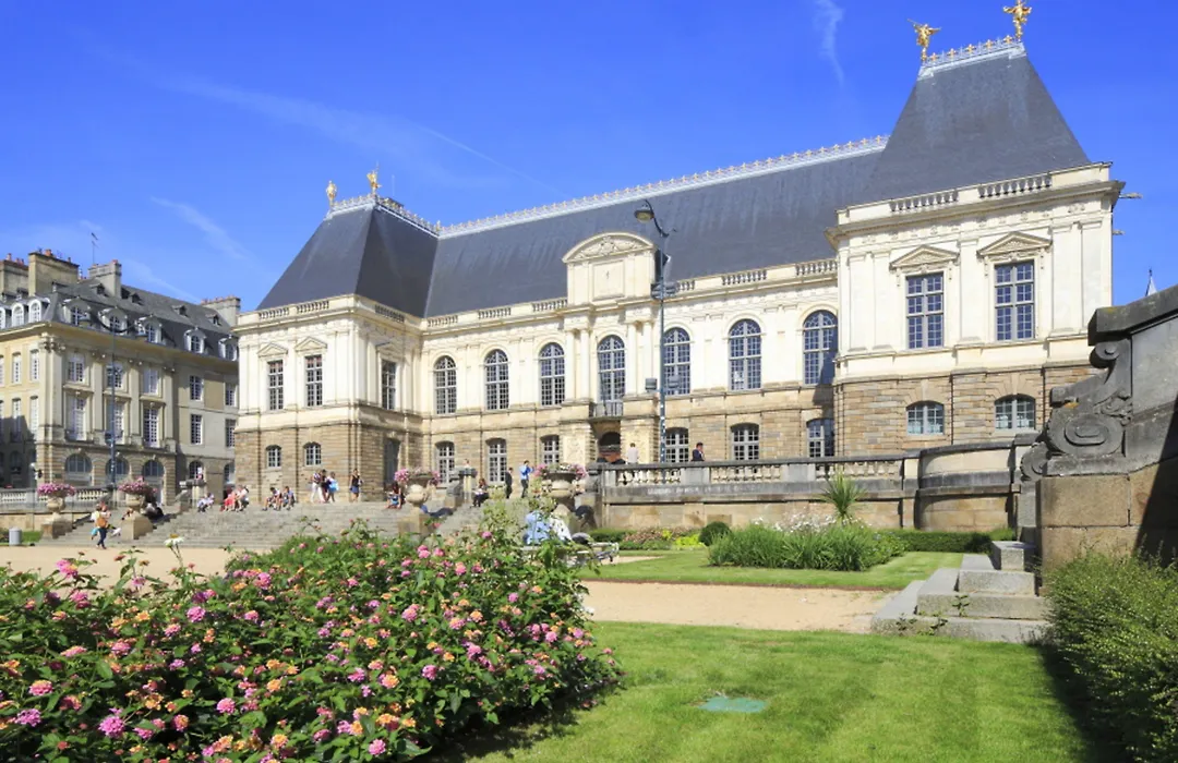 Mercure Rennes Centre Gare-1
