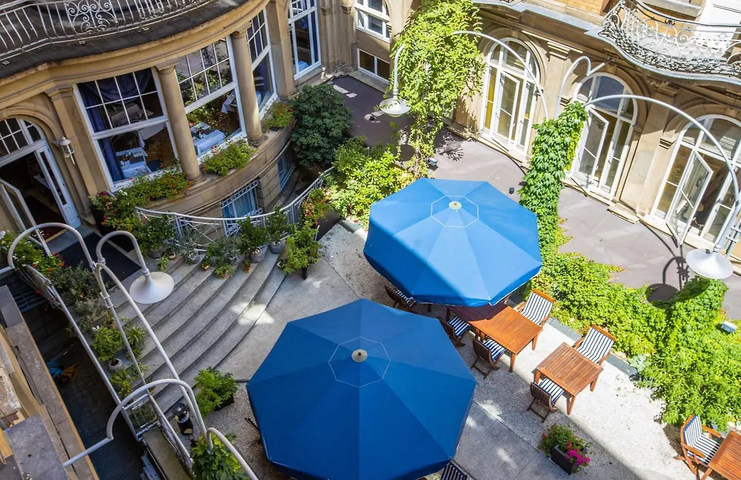 Radisson Blu Hotel Schwarzer Bock Wiesbaden-1