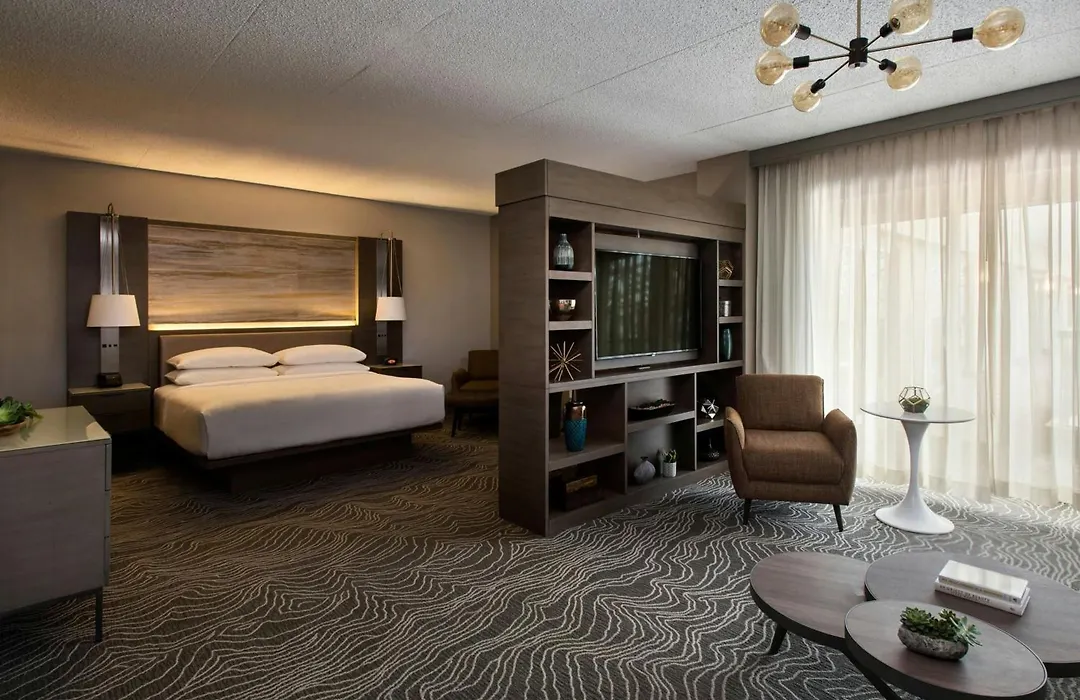 Marriott Melville Long Island-1