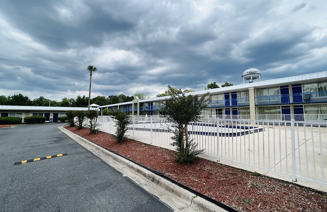 Rodeway Inn Silver Springs - Ocala East-1