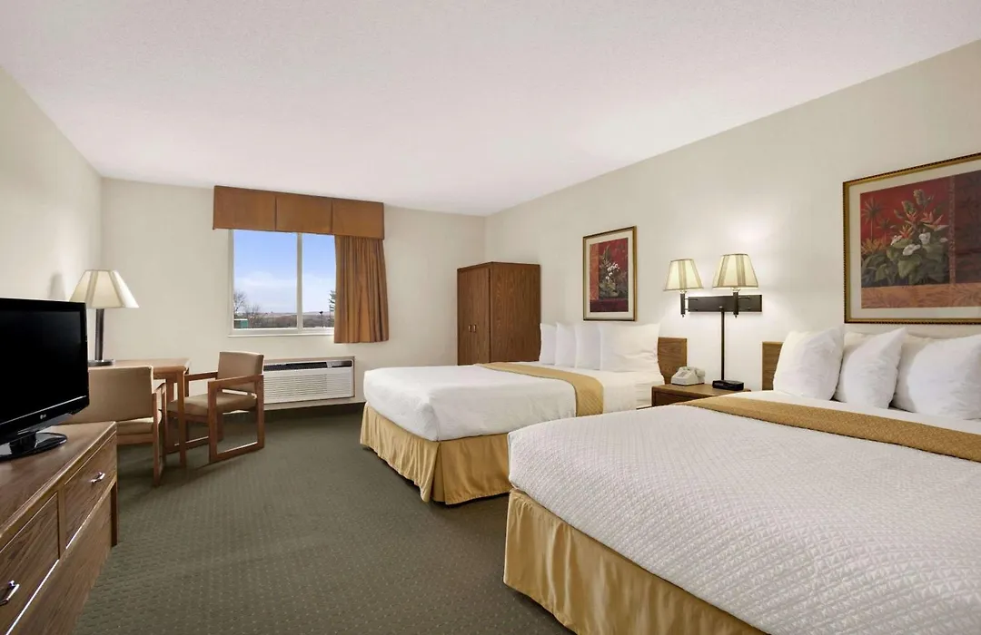 Days Inn By Wyndham Rapid City-1