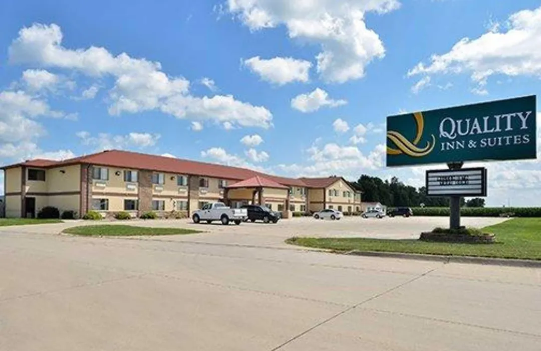 Quality Inn & Suites Grinnell Near University-1