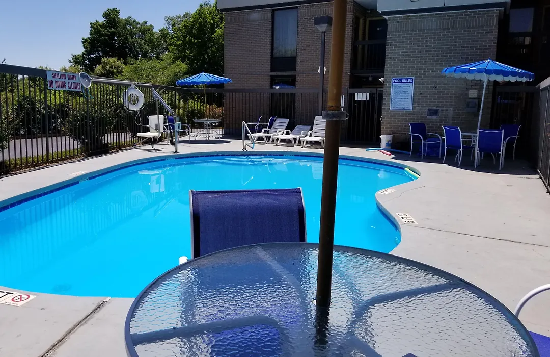 Days Inn By Wyndham Easley West Of Greenville/Clemson Area-1