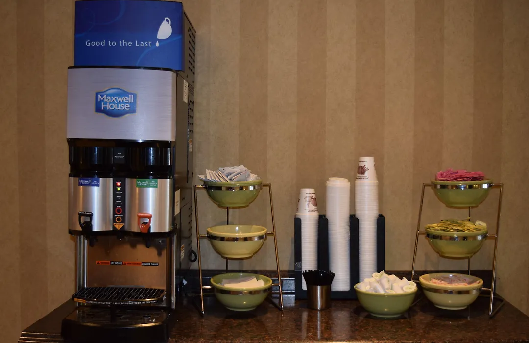 Quality Hotel & Suites At The Falls-1
