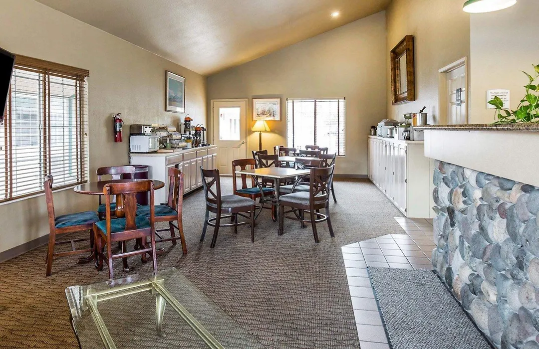 Quality Inn & Suites Minden-1