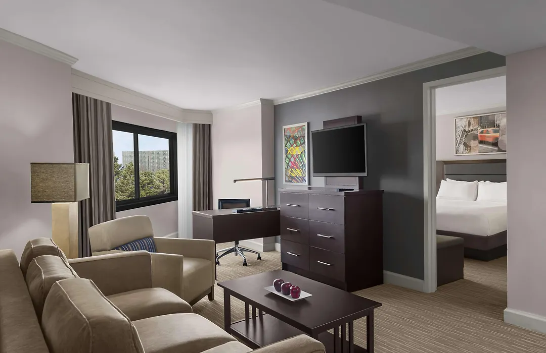 Doubletree By Hilton Fort Lee/George Washington Bridge-1