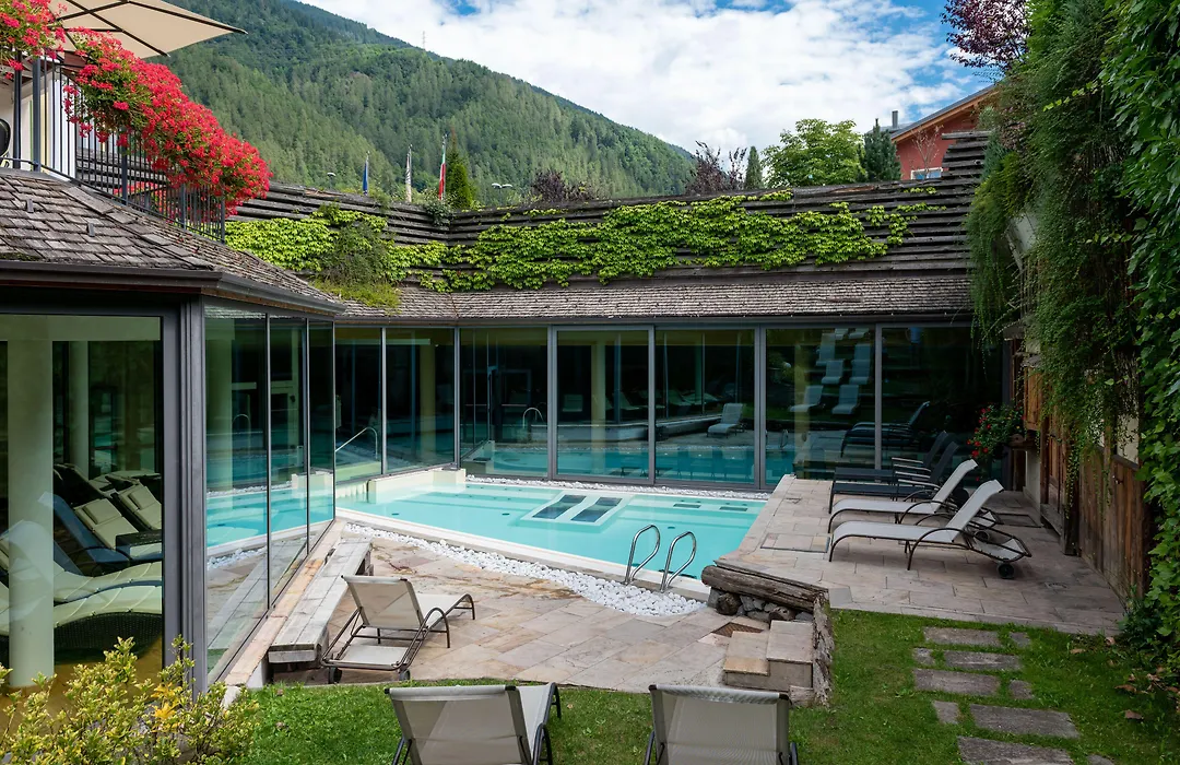 Alpholiday Dolomiti Wellness & Family Hotel-1