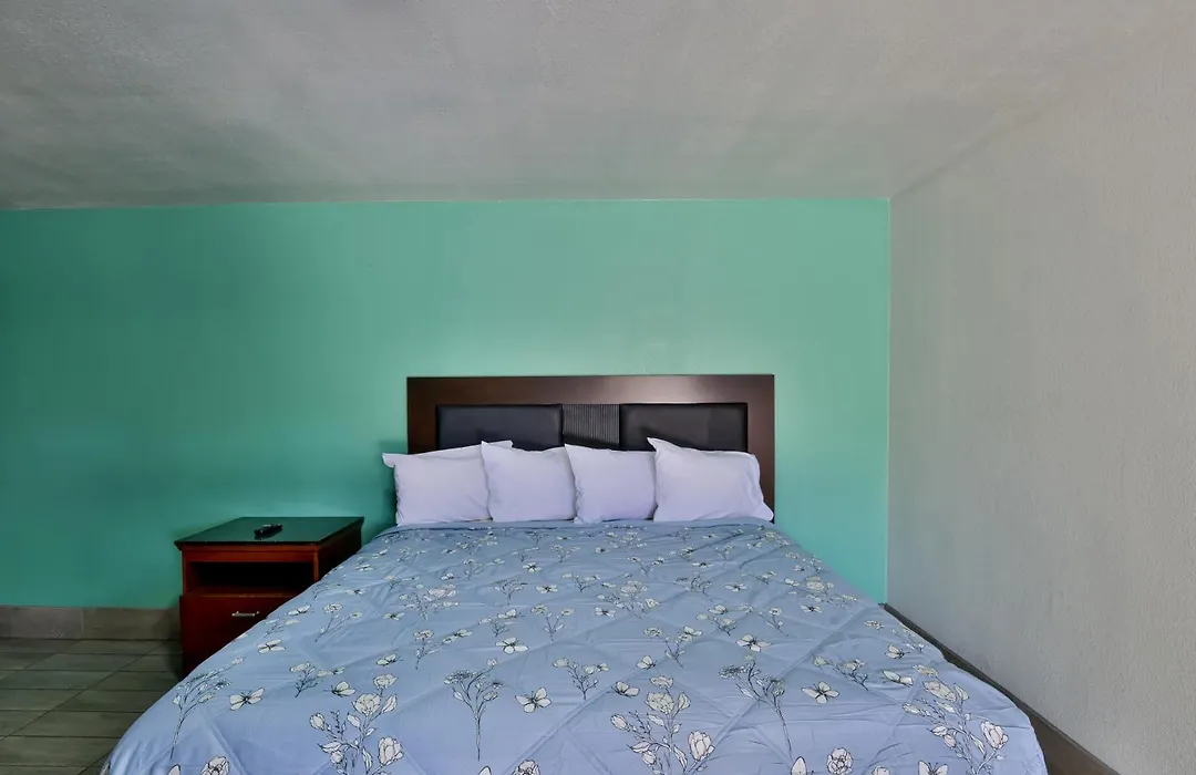 El Tejas Motel-1