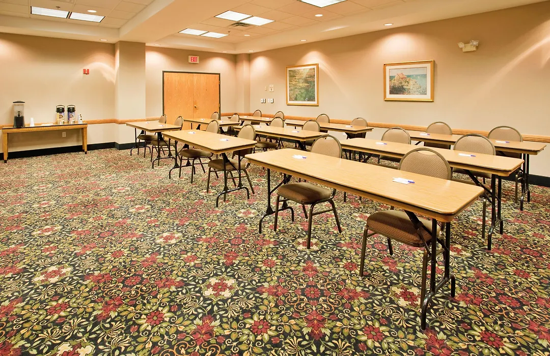 Holiday Inn Express Hotel & Suites Norfolk By Ihg-1
