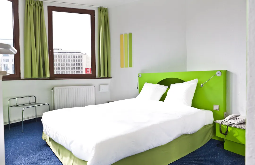 Ibis Styles Brussels Centre Rogier-1