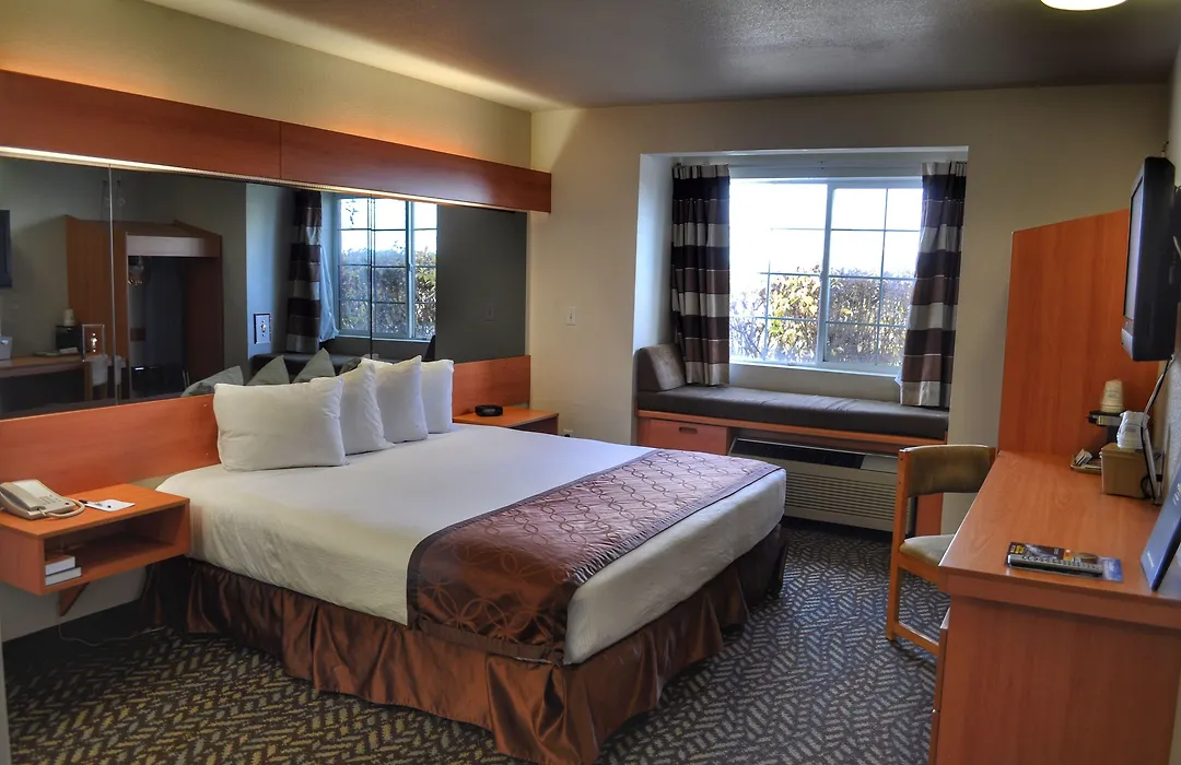 Microtel Inn & Suites By Wyndham Salt Lake City Airport-1