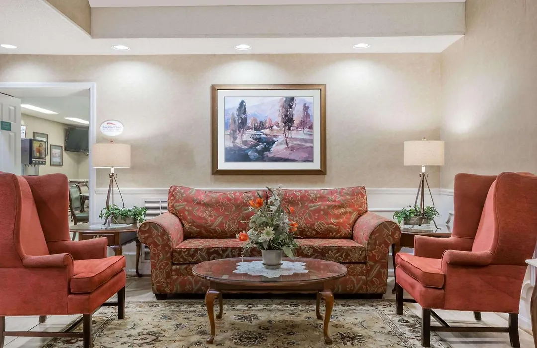 Baymont By Wyndham Waycross-1