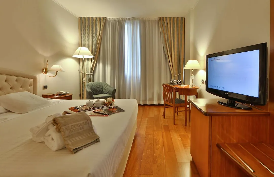 Best Western Hotel Globus City-1