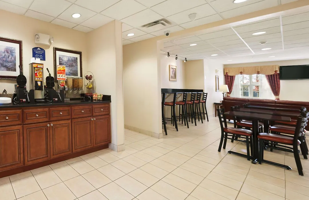 Microtel Inn & Suites By Wyndham Ann Arbor-1