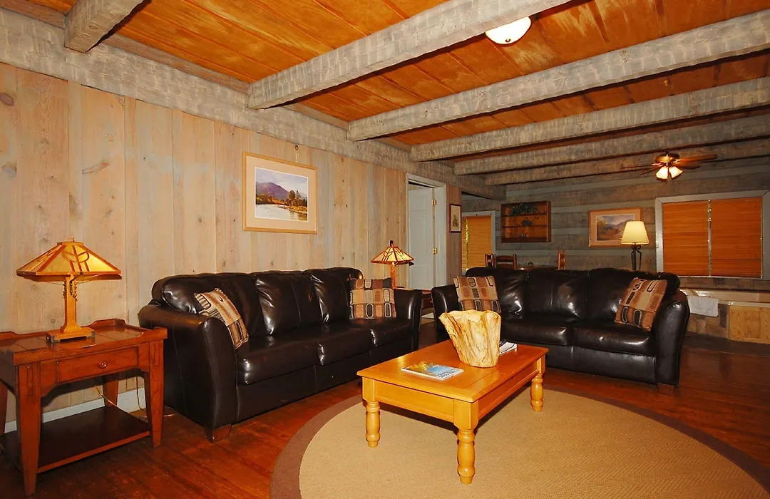 The Smoke House Lodge-1
