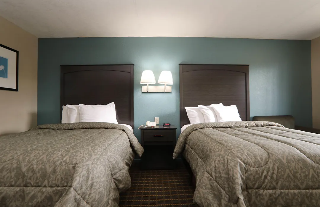 Red Roof Inn Panama City Beach-1