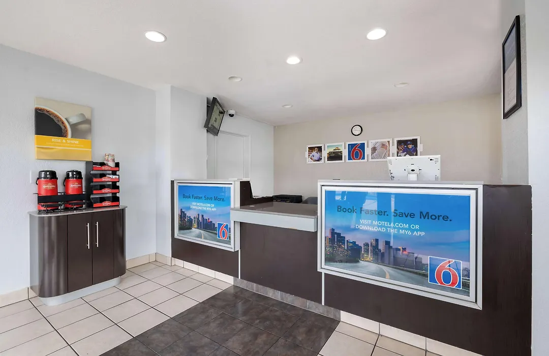 Motel 6-Santa Ana, Ca-1