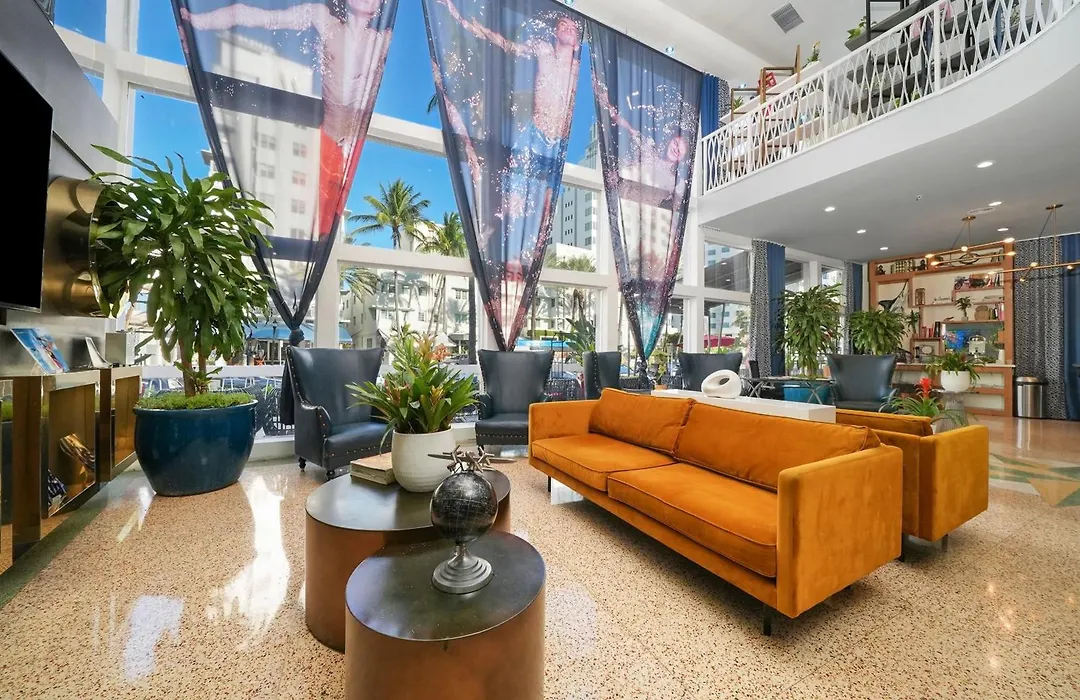 Catalina Hotel & Beach Club-1