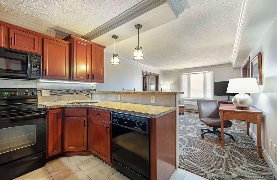Best Western Plus Mid Nebraska Inn & Suites-1