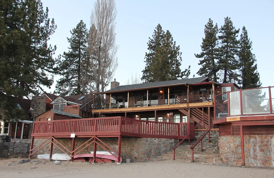 Crown Motel-1