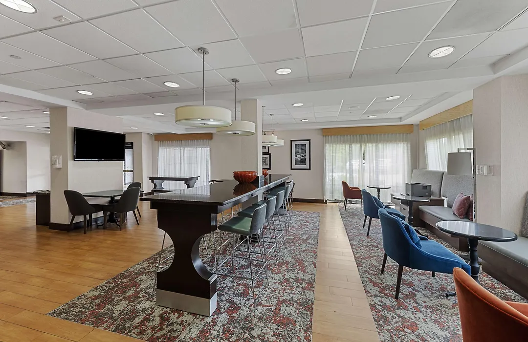 Hampton Inn Nanuet-1