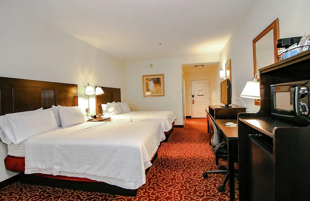 Hampton Inn Kingston-1