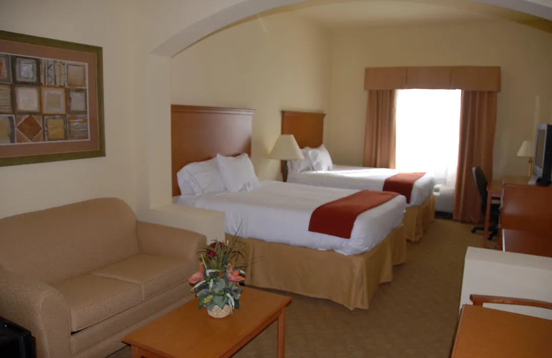 Holiday Inn Express Hotel & Suites Zapata By Ihg-1