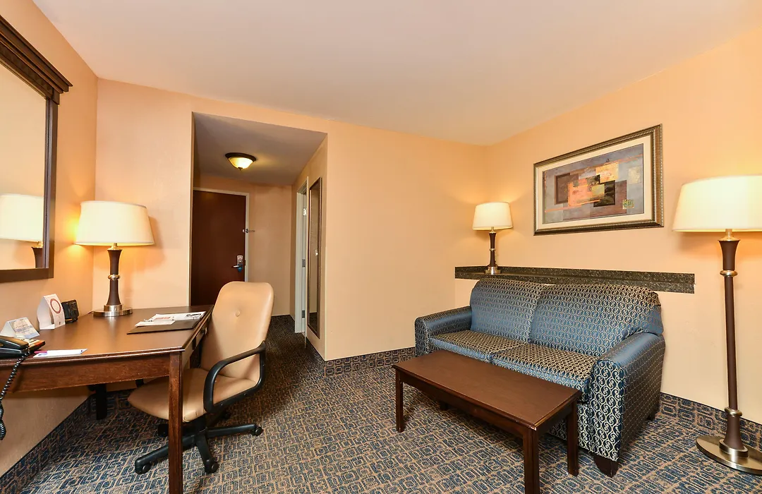 Comfort Suites Near Mcas Beaufort-1