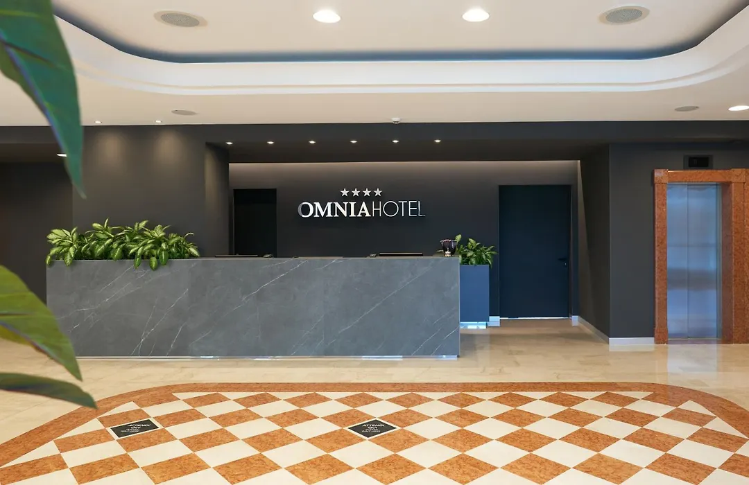 Hotel Omnia-1