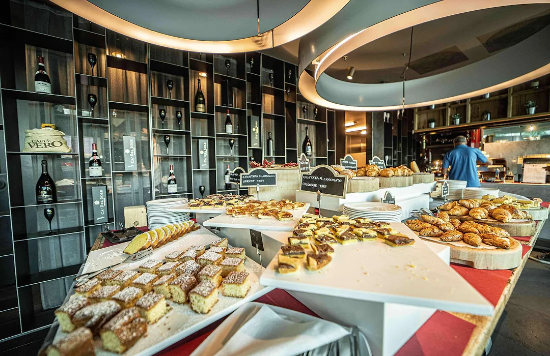 Best Western Plus Net Tower Hotel Padova-1