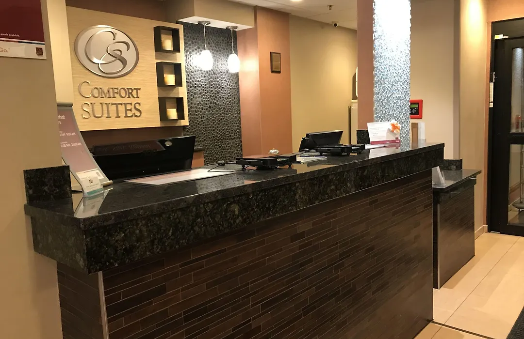 Comfort Suites Monaca-1