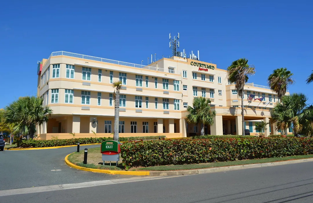 Courtyard Aguadilla-1