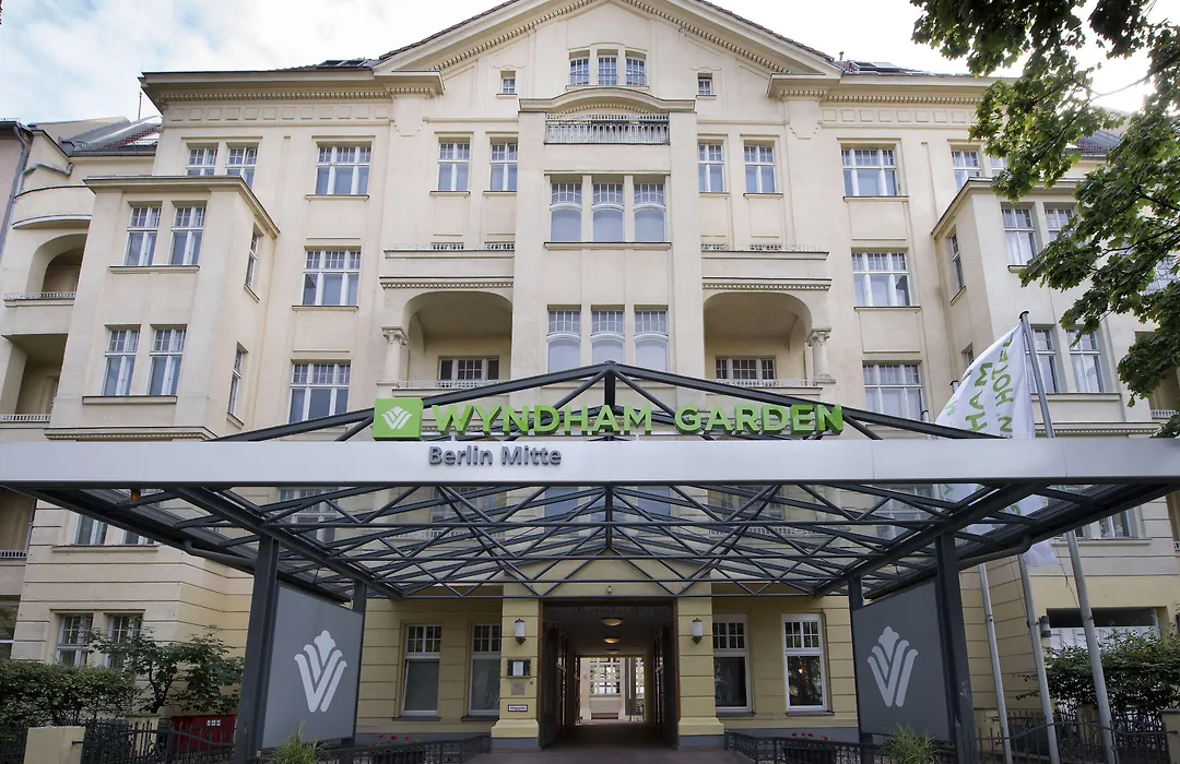Wyndham Garden Berlin Mitte-1