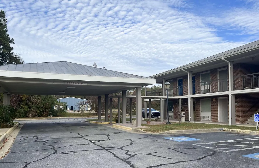 Motel 6 Sandersville, Ga-1
