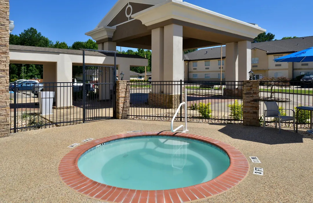 Holiday Inn Express Hotel & Suites Carthage By Ihg-1