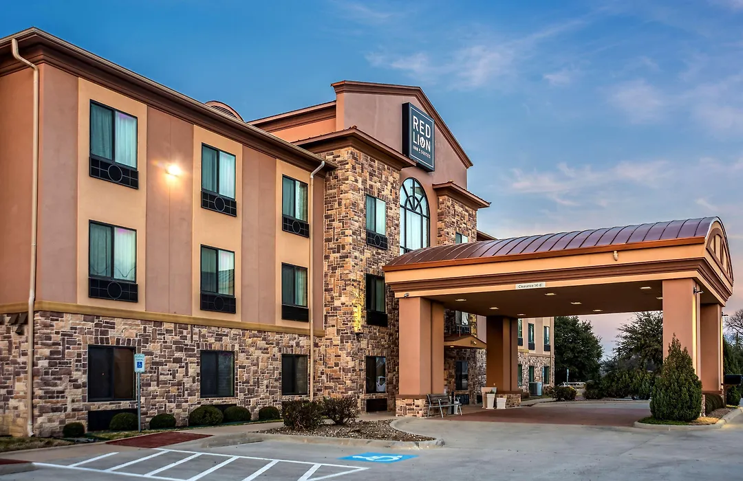 Red Lion Inn & Suites Mineral Wells-1