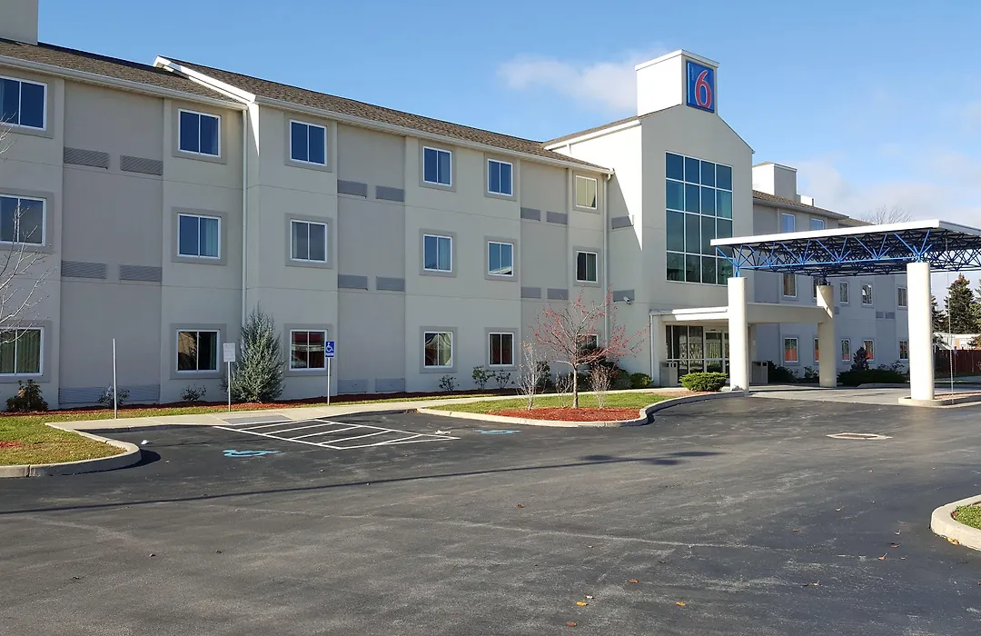 Surestay Plus Hotel By Best Western Niagara Falls East-1