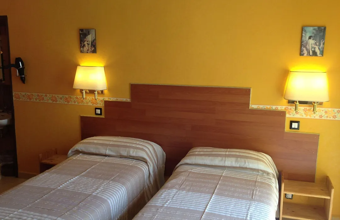 Hotel Spagna-1