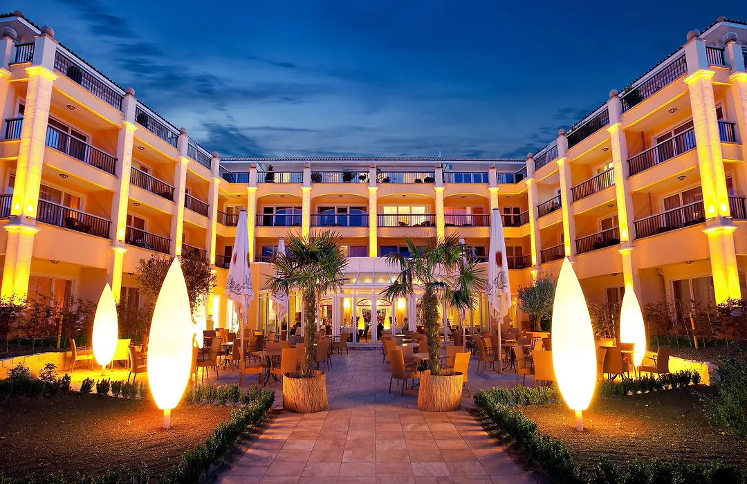 Hotel Gran Belveder & Ostsee Therme Resort & Spa Scharbeutz Am Timmendorfer Strand-1