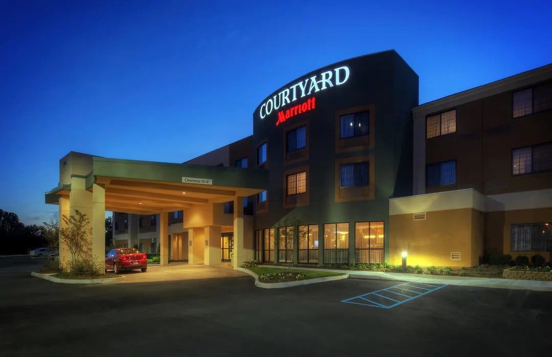 Courtyard By Marriott Johnson City-1