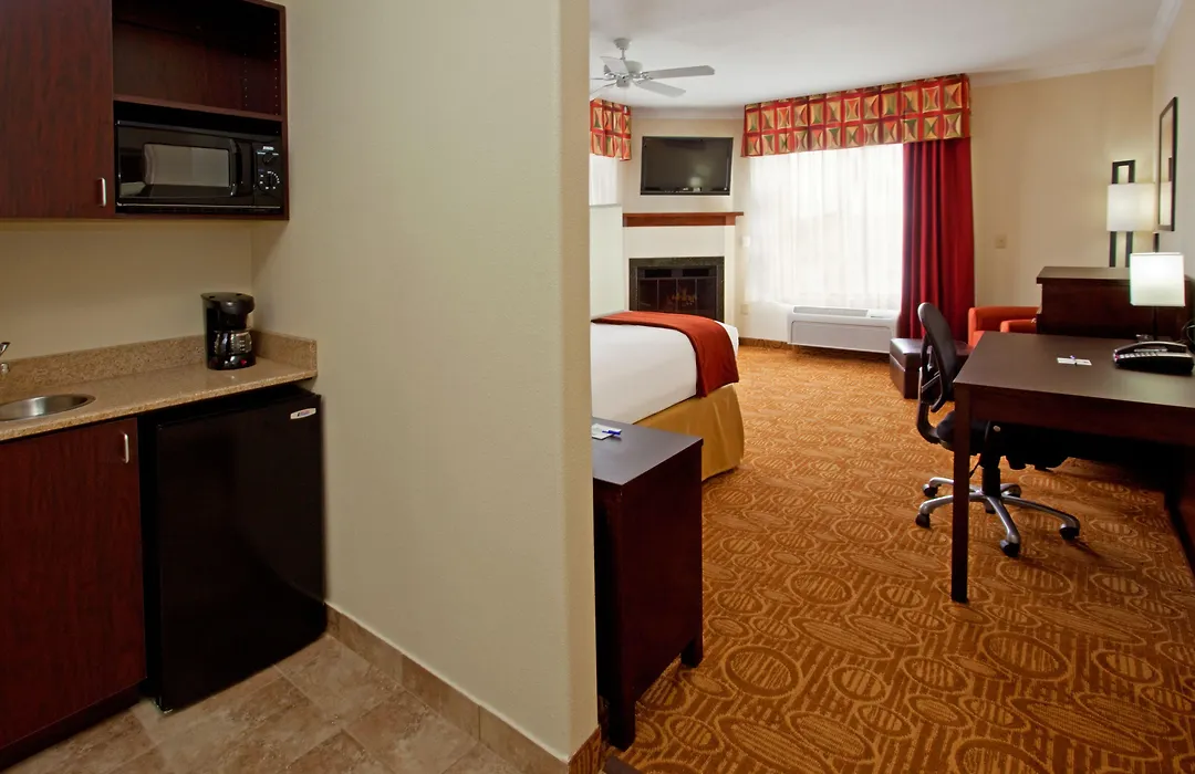 Holiday Inn Express Hotel And Suites Katy By Ihg-1