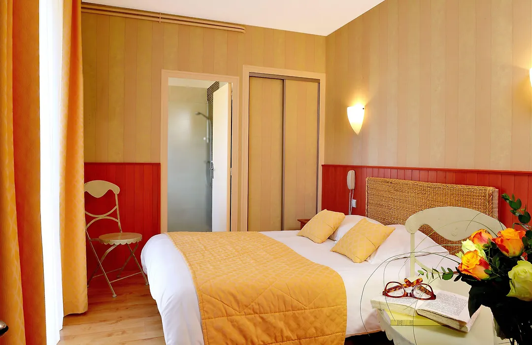Logis Le Parc Hotel&Spa-1