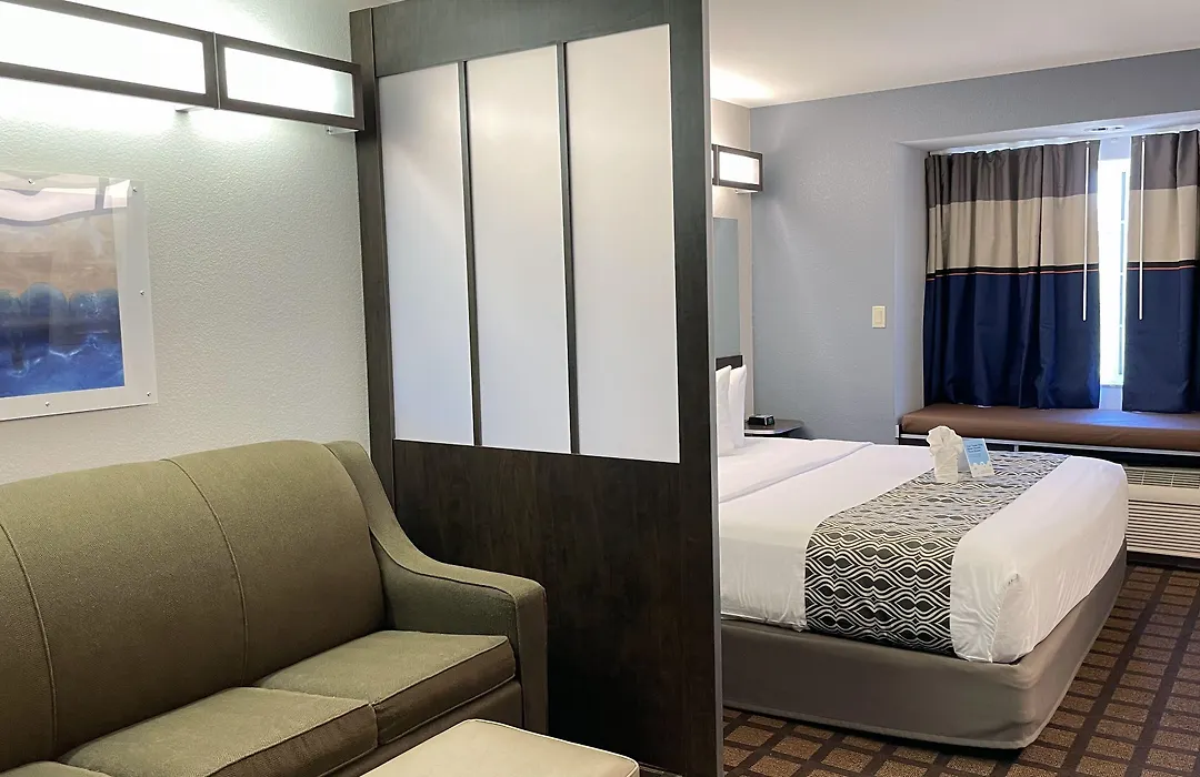 Microtel Inn & Suites By Wyndham Michigan City-1