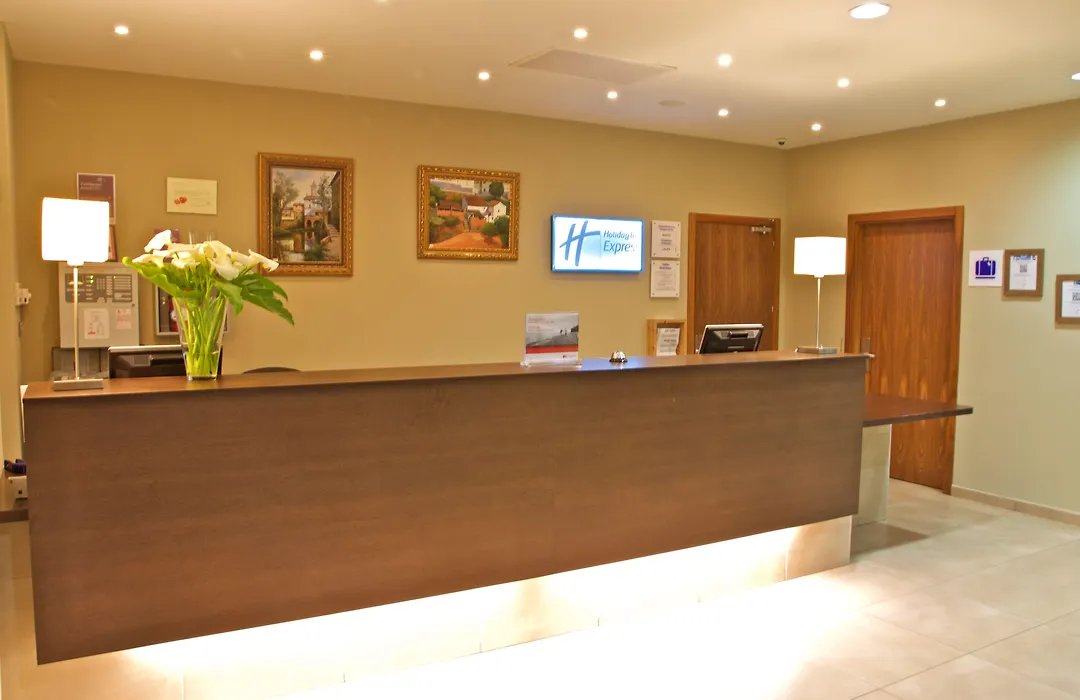 Holiday Inn Express Campo de Gibraltar-Barrios, an IHG Hotel-1