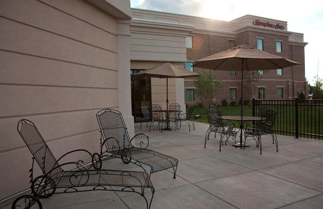 Hampton Inn - Burlington-1