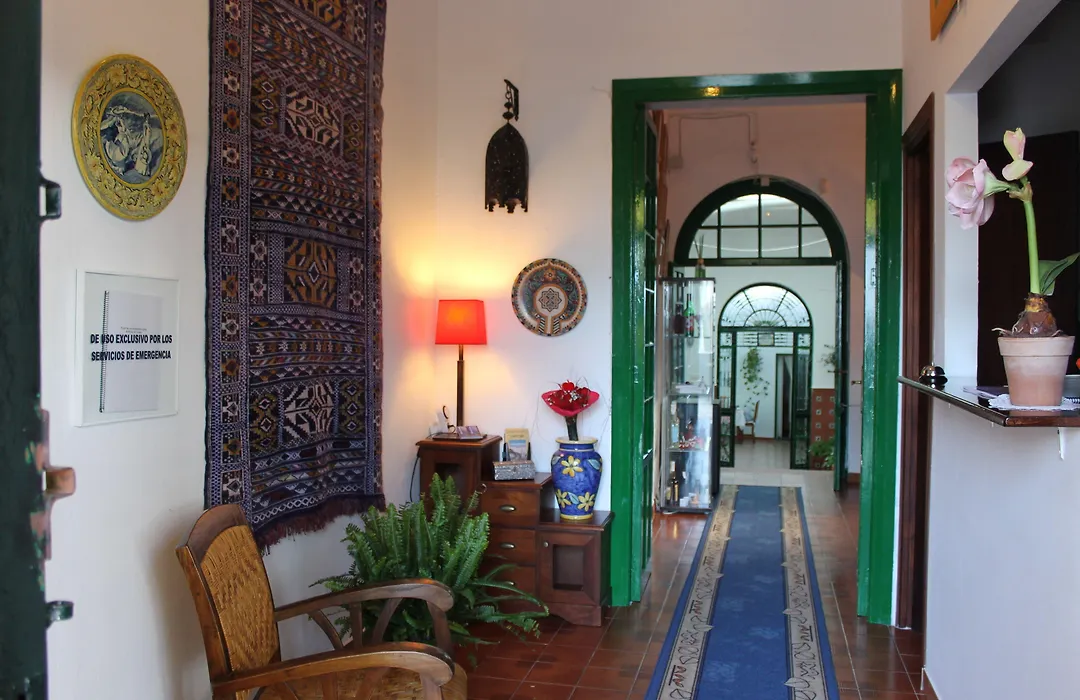 Hostal El Faro-1