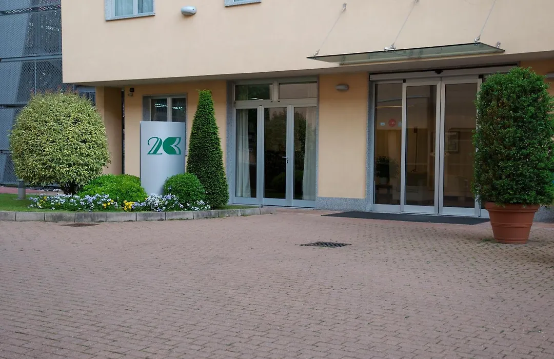 Hotel 2C-1